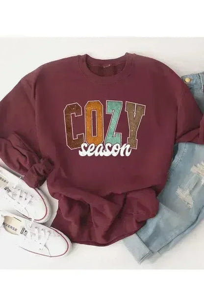 Unisex Fleece Sweatshirt - Cozy Graphic Tee | Femstylo