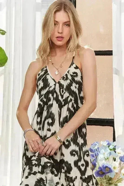 ADORA Crisscross Maxi Dress – Two-Tone V-Neck Evening Gown | Femstylo