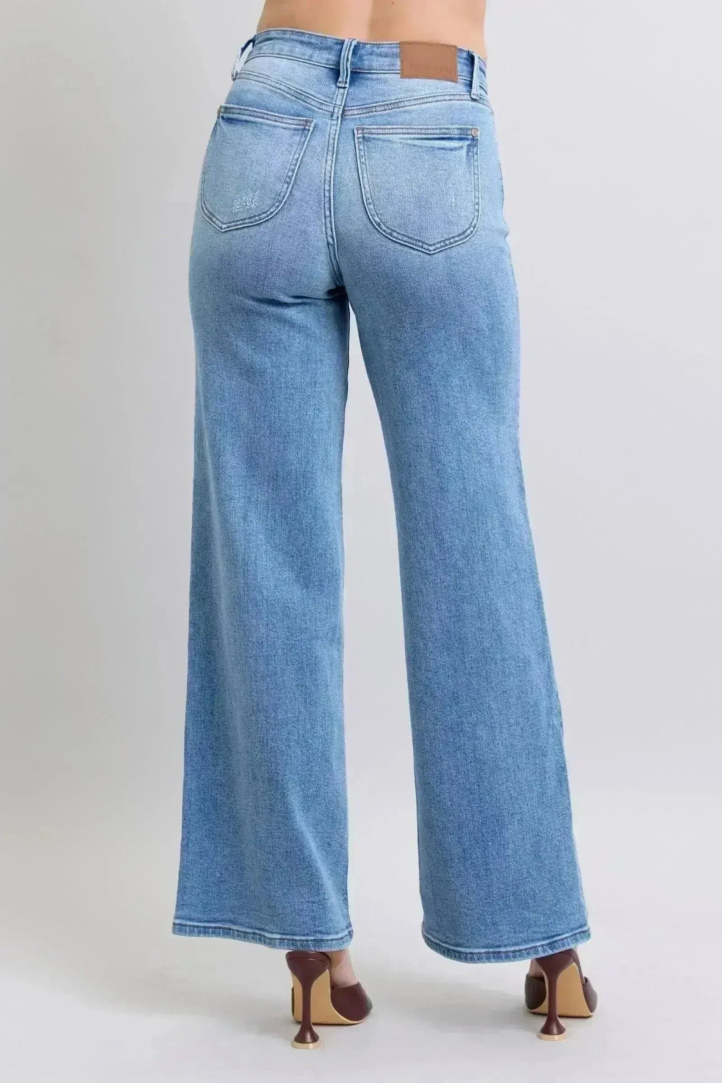 Judy Blue Wide Leg Jeans – High Waist w/ Pockets | 93% Cotton Blend