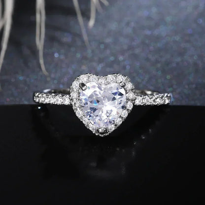 2025 New European and American Peach Heart Ring Women's Personalized Love Shaped Zircon Inlaid Diamond Fashion Jewelry Wholesale