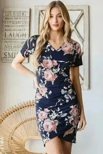 Ruched Floral Mini Dress – Vibrant Plus-Size Summer Style